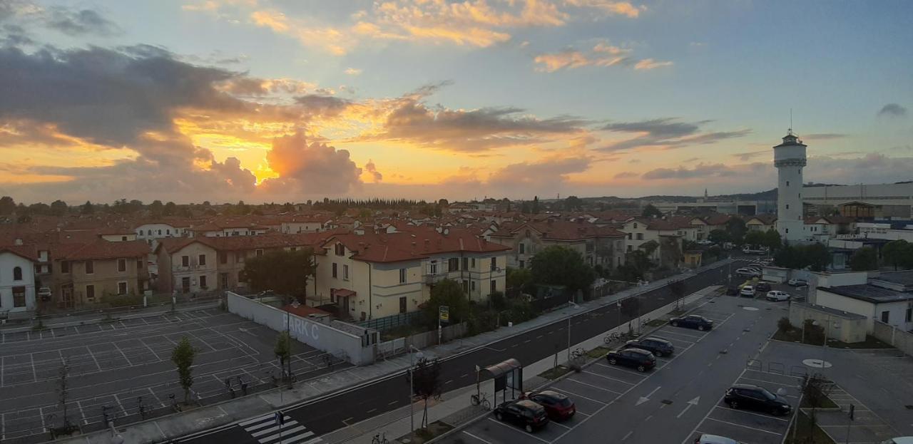 Nuovo Albergo Operai Monfalcone Bagian luar foto