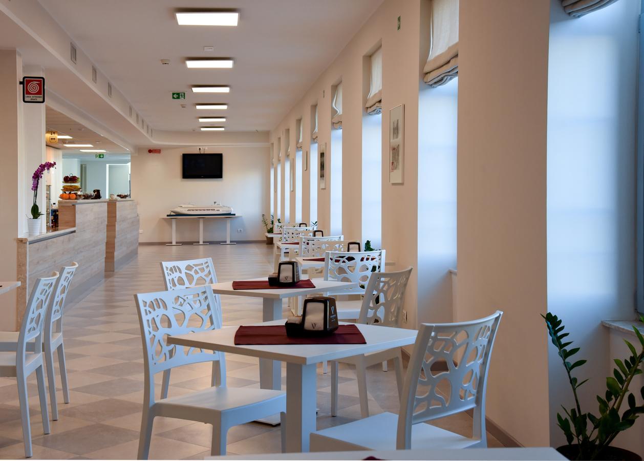 Nuovo Albergo Operai Monfalcone Bagian luar foto
