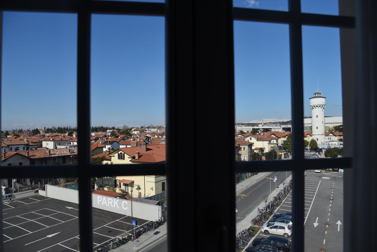 Nuovo Albergo Operai Monfalcone Bagian luar foto