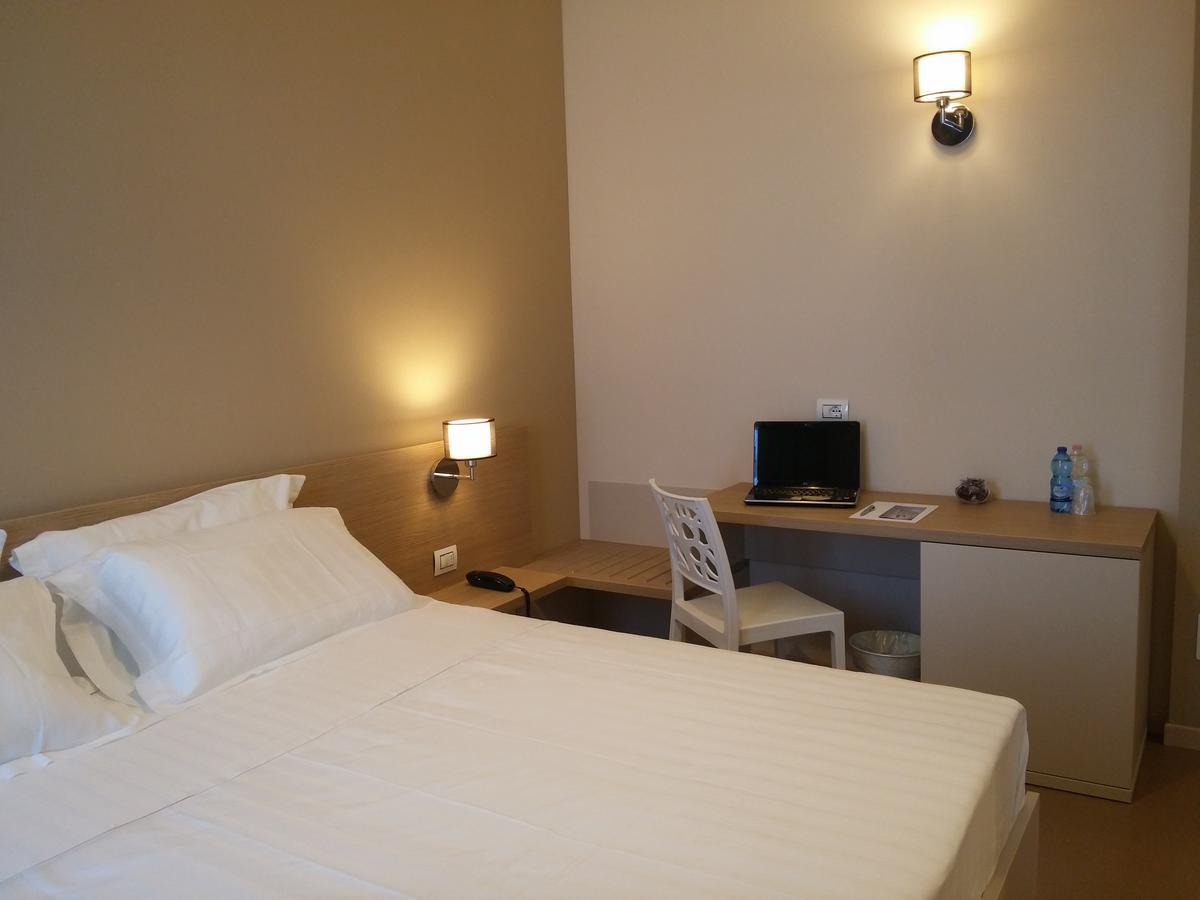 Nuovo Albergo Operai Monfalcone Bagian luar foto