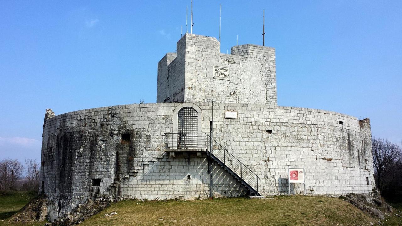 Nuovo Albergo Operai Monfalcone Bagian luar foto